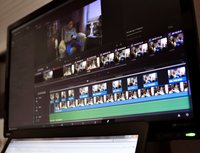 Videobearbeitungsprogramm am Computer